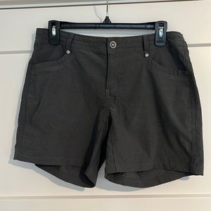 Kuhn Womens size 8 grey Trekr shorts excellent condition